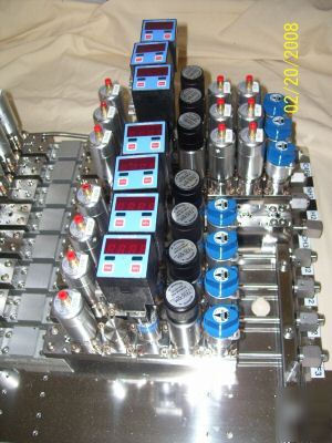 Applied materials 10 port gas manifold