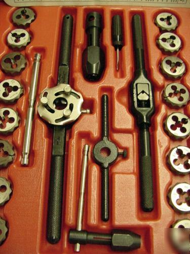 Snap on tool 76PC tap & die set sae & mm sweet TDTDM500