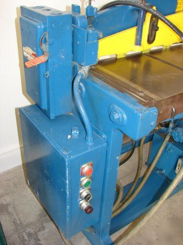 Pexto roper whitney hydraulic power sheet metal shear