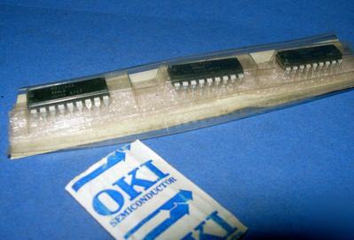 New M82C84A oki ic 18-pin gold black dip vintage rare 