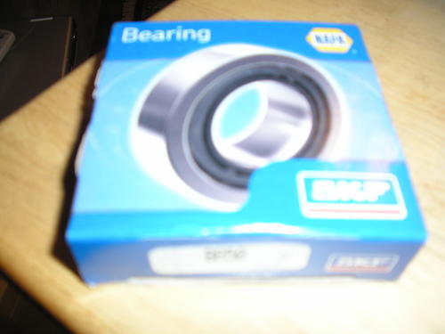 New brand skf napa bearing and race BR13