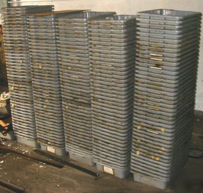 Lot used rubbermaid storage bins commercial container