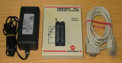 Microchip picstart plus pic chip development programmer