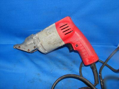 Milwaukee 18GA swivel head metal uni shear model 6850 