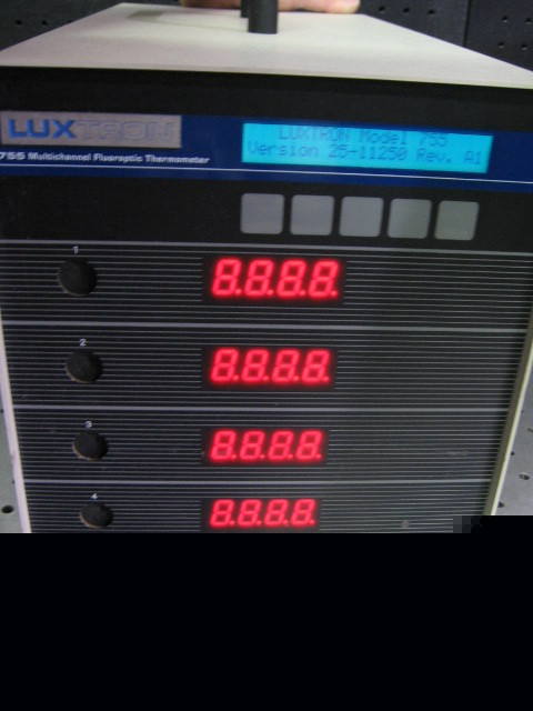 G29417 luxtron 755 multi channel fluoroptic thermometer
