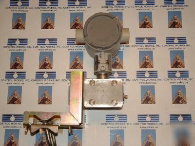 Honeywell STG974 pressure transmitter stg-974