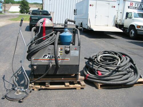 Fury 2400 xl vacuum system pressure washes & recovers 