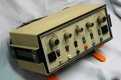 Heathkit color bar & dot generator ig-28 w/manual