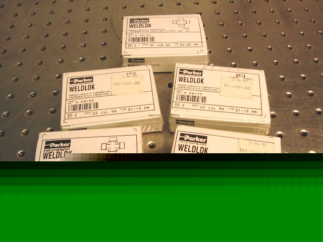 T29876 [10] parker weldlok cross fittings; 4KW-ss