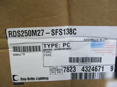 Day-brite metal halide hid commercial light fixture