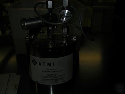 Atmi liquid source vessel stainless steel ampule