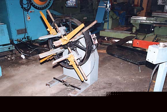 1200LB uncoiler, egan 1120-12 motorized