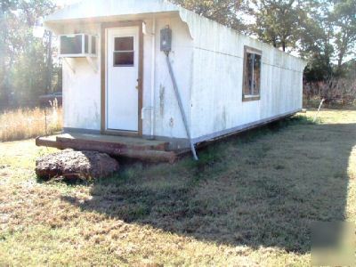 40 ft shipping container hunting bunkhouse deer cabin