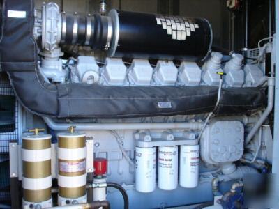 815KW spectrum / mtu detroit diesel generator - 2002