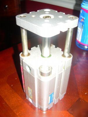 Festo pneumatic keyed cylinders aduvl-40-40-pa