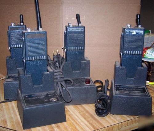 4 motorola HT22D 2 way hand held radios w chargers