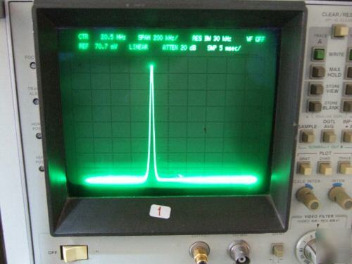 Hp 8569B spectrum analyzer 10 mhz to 22 ghz tested 
