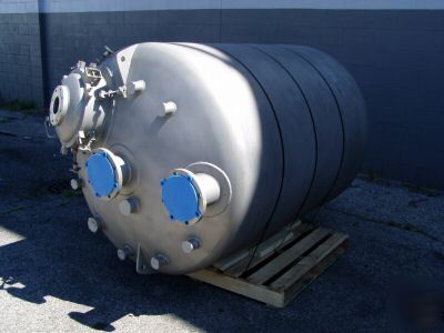 New steel pro stainless steel 750 gal pressure vessel - 