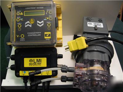 Stenner 45MHP2 pump + lmi milton roy DC4500 controller 