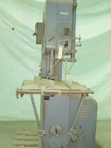 Doall vertical band saw 1