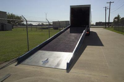 New steel yardramp,yard ramp, 16000 lb 36' l x 70